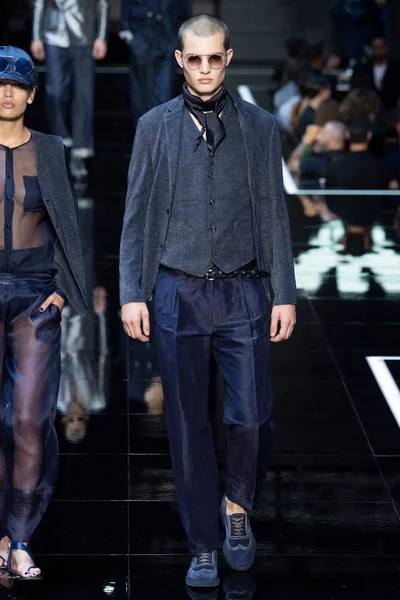Look 98